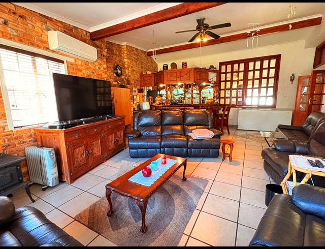 3 BEDROOM HOUSE FOR SALE IN SASOLBURG EXT 4